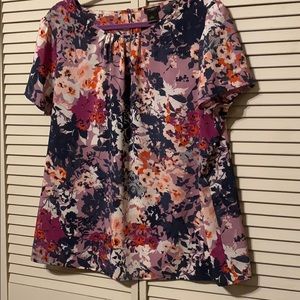 Floral pattern dress top.